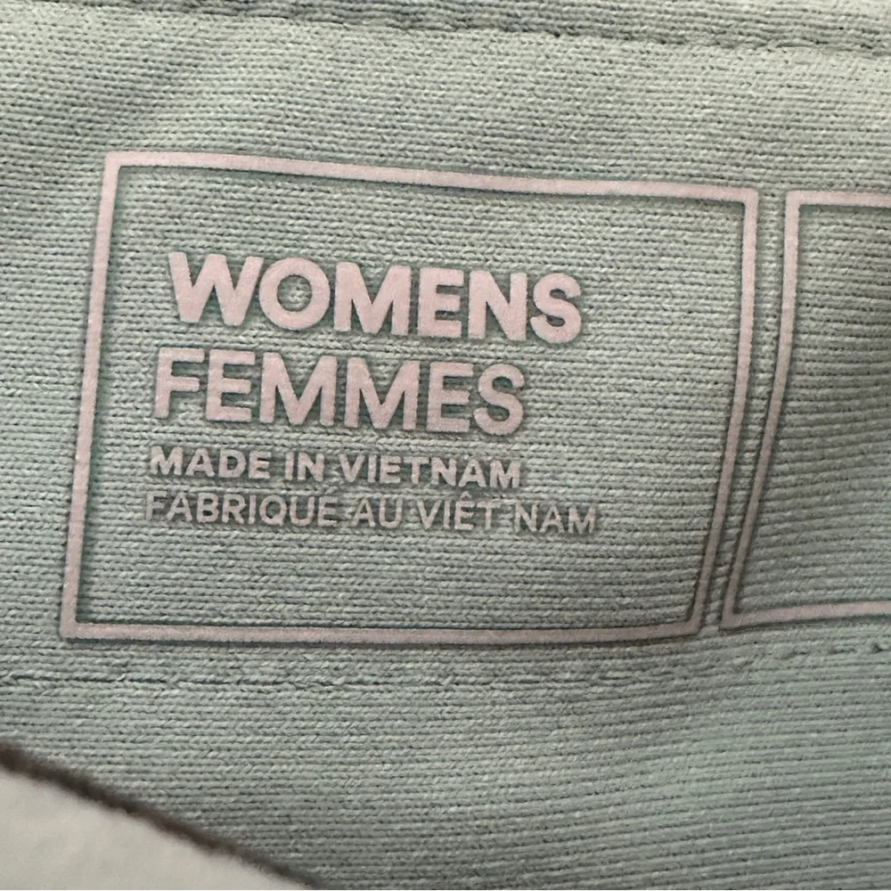 NEW‎ Mountain Hardwear - Women's Dynama Pull-On Short